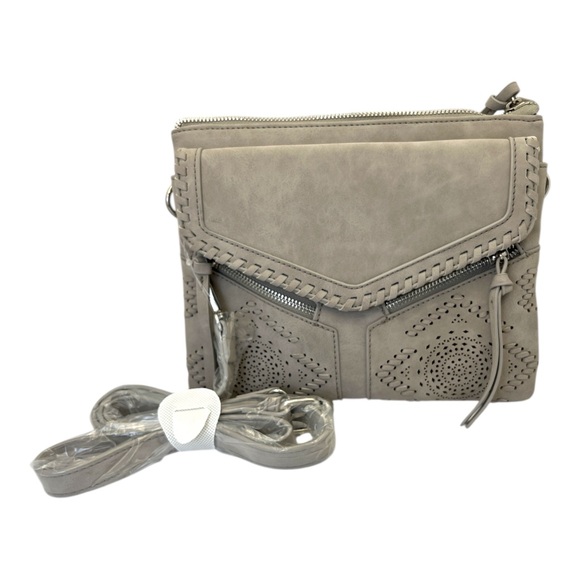 Francesca's Collections Handbags - Franchesca Women's‎ Gray Crossbody Bag